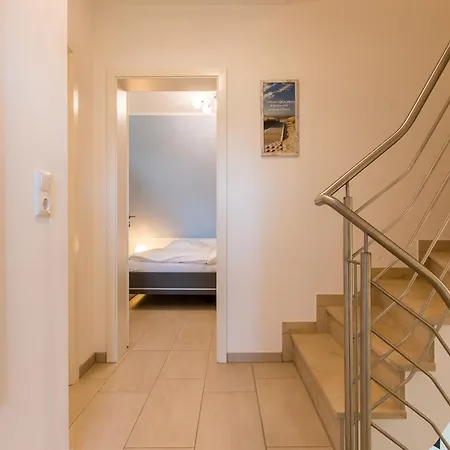 An Den Eichen 1 *